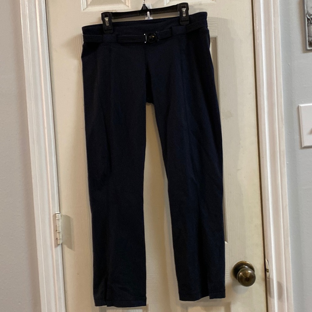 Lululemon Athletica Solid Black With Belt Active Workout Yoga Capri/Leggings